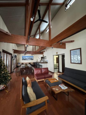 Bears Den Mountain Lodge